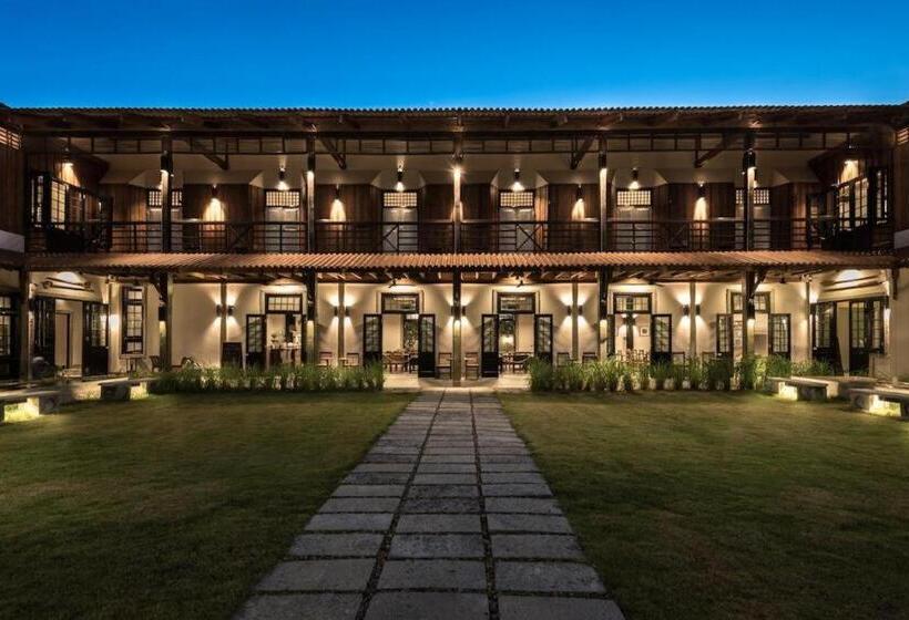 فندق Uthai Heritage