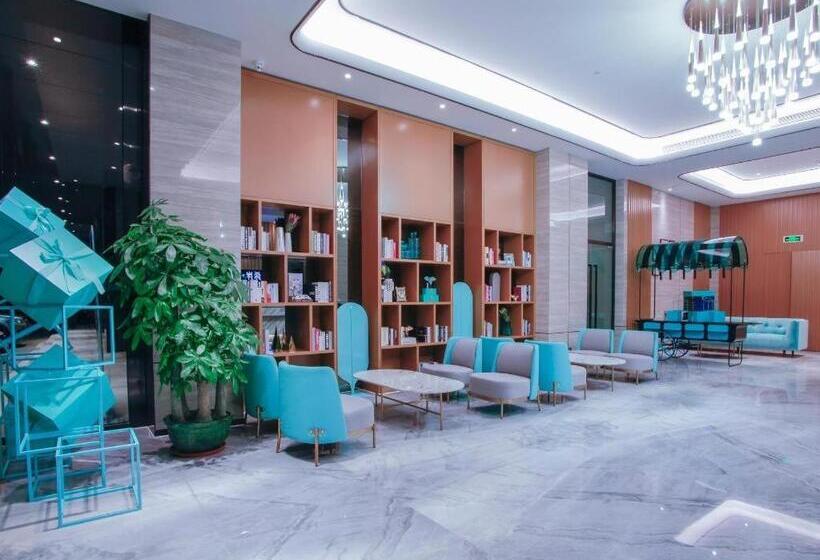 Отель Xana Lite Huizhou Railway Station