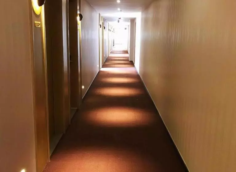 Iu Hotels· Taiyuan Qianfeng Nan Road