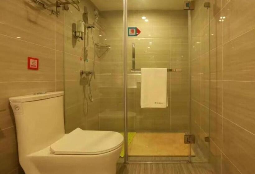 Pai Hotel·chongqing Jiangbei Airport Changfu Road Light Rail Station