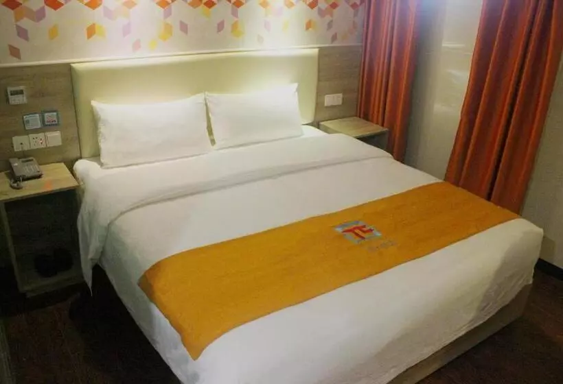 Pai Hotel·chongqing Jiangbei Airport Changfu Road Light Rail Station