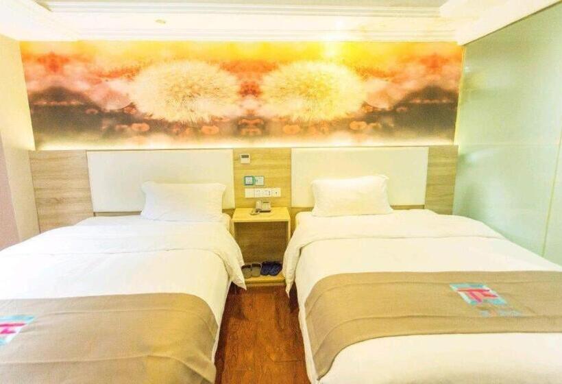 Pai Hotel·chongqing Jiangbei Airport Changfu Road Light Rail Station