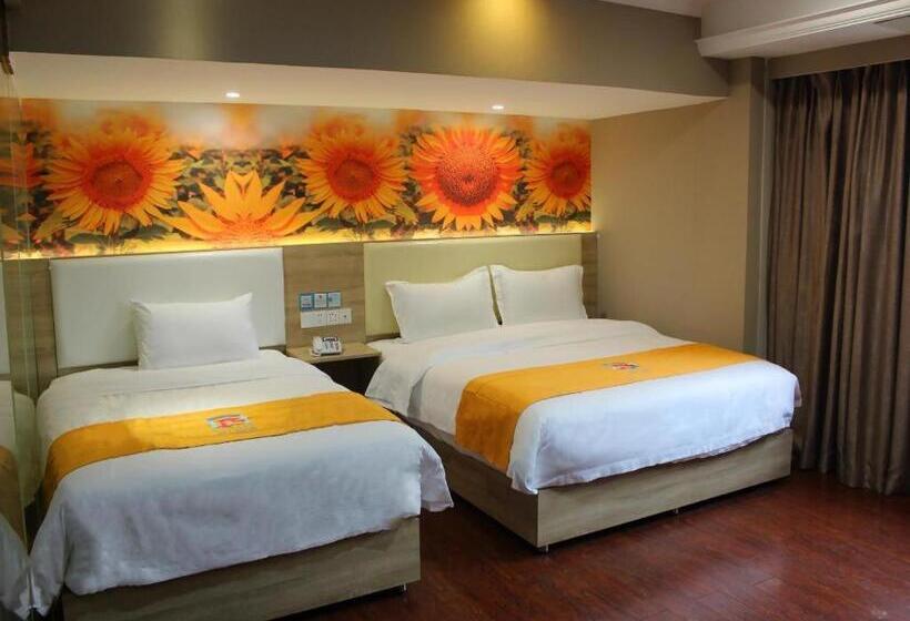 Pai Hotel·chongqing Jiangbei Airport Changfu Road Light Rail Station