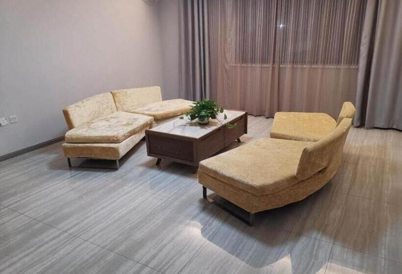 Super 8 Hotel Toksun Shengyuan Central City