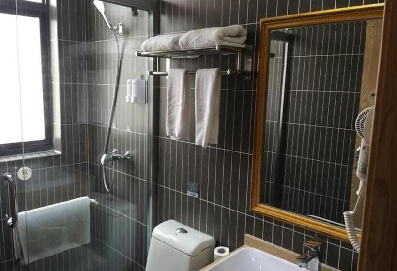 Thank Inn Hotel Hubei Huanggang Hong An County Hong An No.1 Middle School