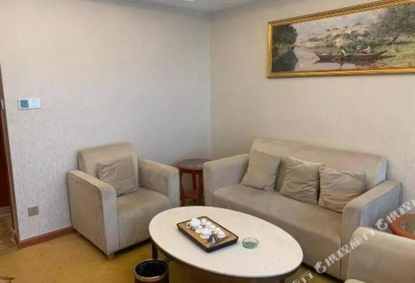 Vienna Hotel Fujian Quanzhou Anxi County Baolong Square