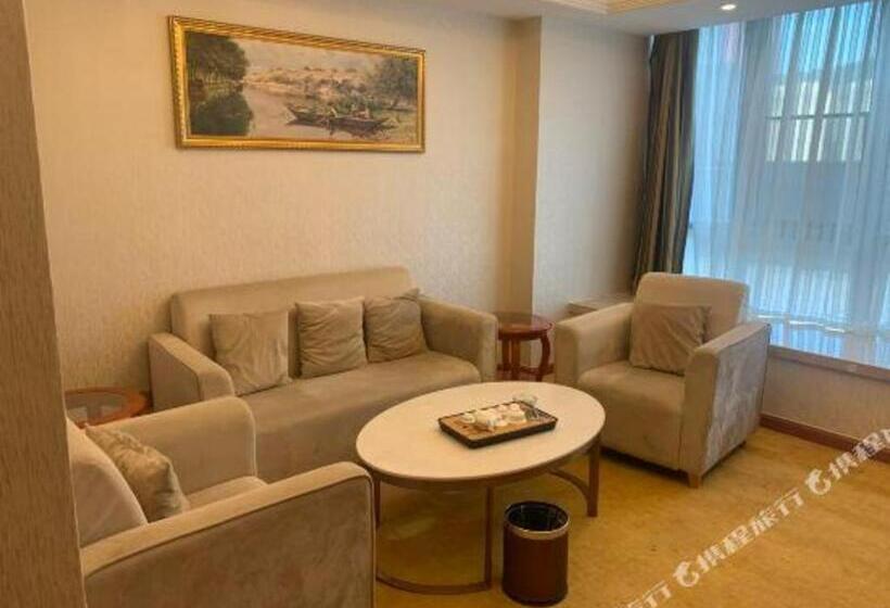 Vienna Hotel Fujian Quanzhou Anxi County Baolong Square