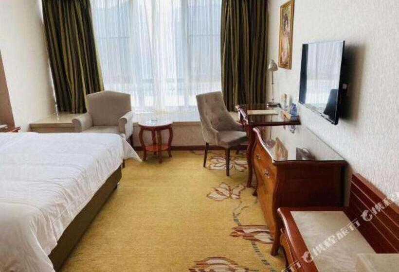 Vienna Hotel Fujian Quanzhou Anxi County Baolong Square