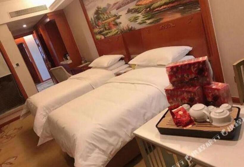 Vienna Hotel Fujian Quanzhou Anxi County Baolong Square