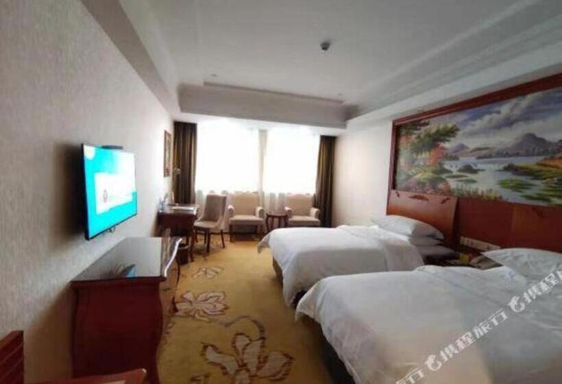 Vienna Hotel Fujian Quanzhou Anxi County Baolong Square