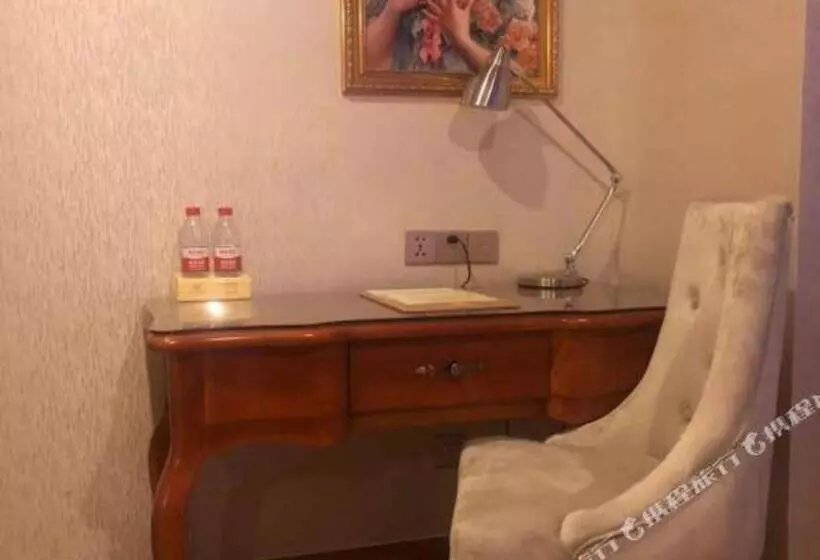 Vienna Hotel Fujian Quanzhou Anxi County Baolong Square