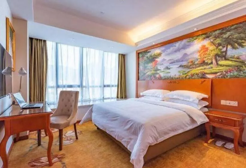 Vienna Hotel Fujian Quanzhou Anxi County Baolong Square