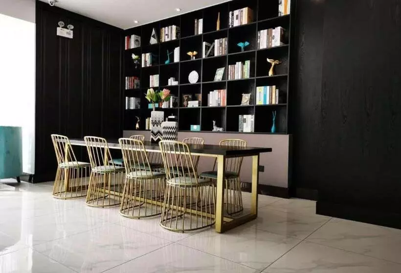 Xana Hotelle Rizhao Lanshan District Government