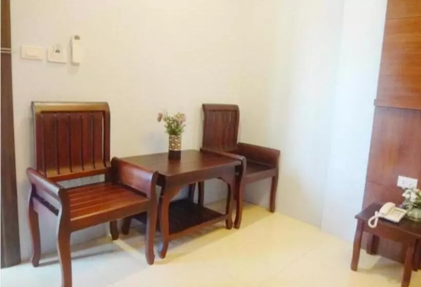 Hotelli Chodkamol Place 57