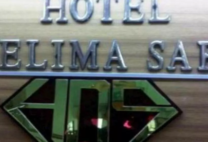 ホテル Delima Sari
