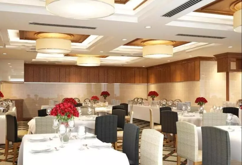 هتل Nakorn Phanom Riverview