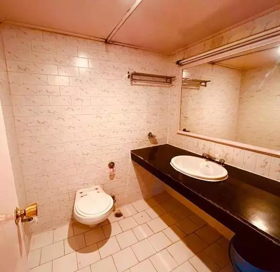 هتل Ramayan Resort, In City Centre Manali By Ramanand Sagar