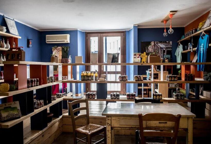 فندق S Osteria 38