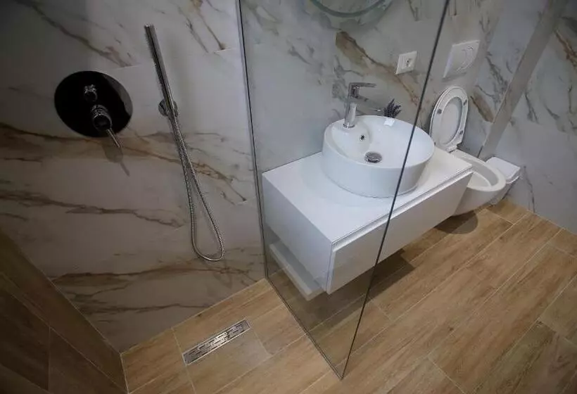 هتل Villa Ata