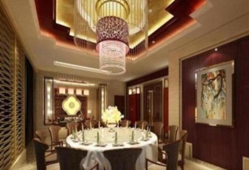 Hotel Wuhan Gaotie Kairui International