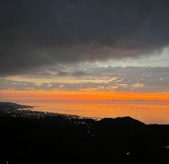 Kartal Yuvası Dağ Evi Otel