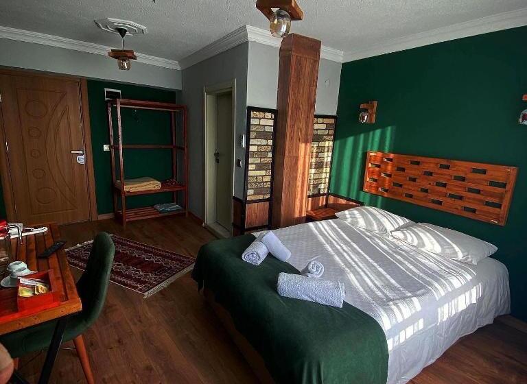 Kartal Yuvası Dağ Evi Otel