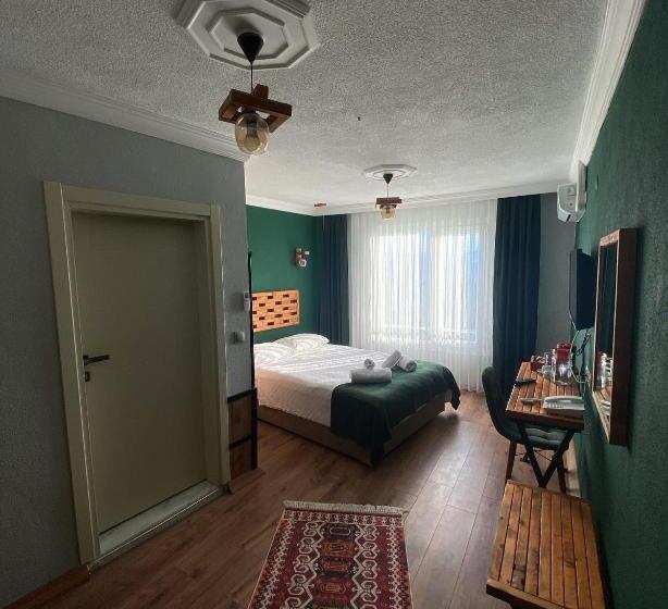 Kartal Yuvası Dağ Evi Otel