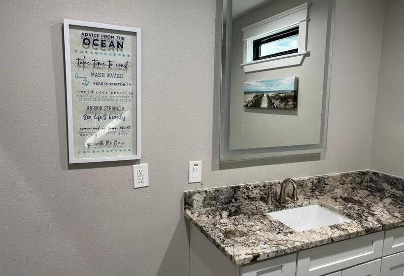 Pansiyon Adult Treehouse In Historic Old Town