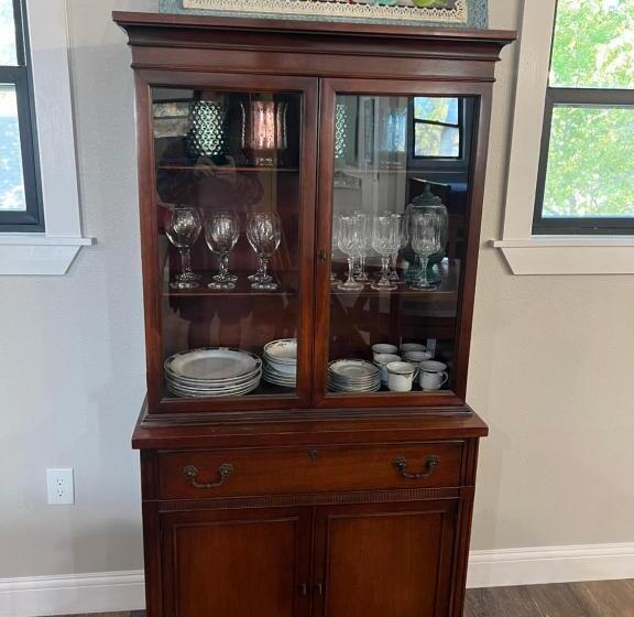 Pansiyon Adult Treehouse In Historic Old Town