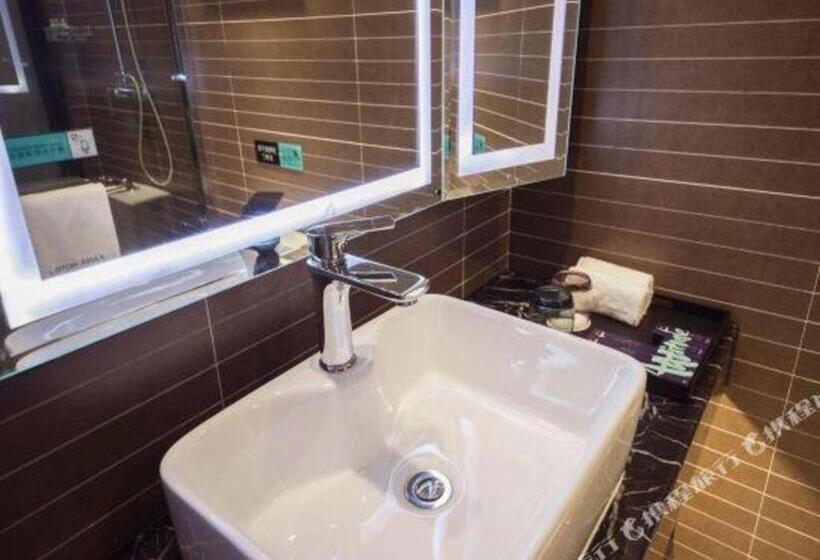 Xana Hotelle Xiamen Airport Zone Government