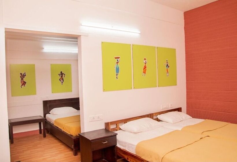 Hotel Deepwoods Stay