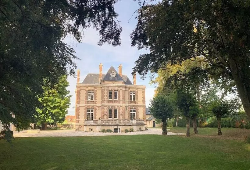 Majatalo Château De Ligny