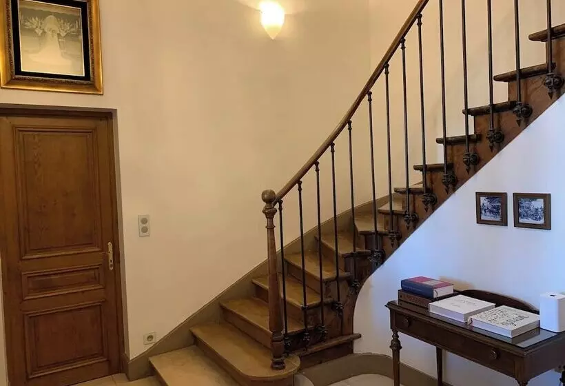 Majatalo Château De Ligny