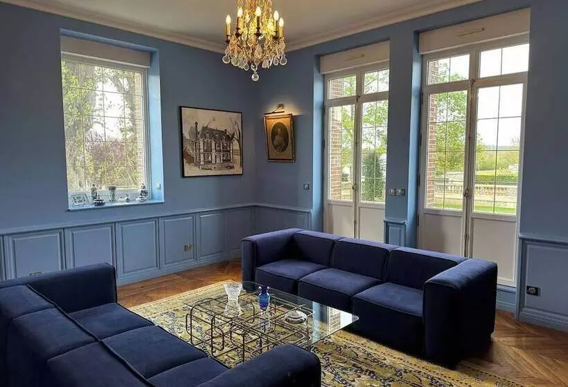 Majatalo Château De Ligny