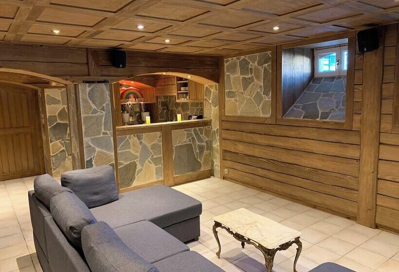 膳宿费 Château De Ligny