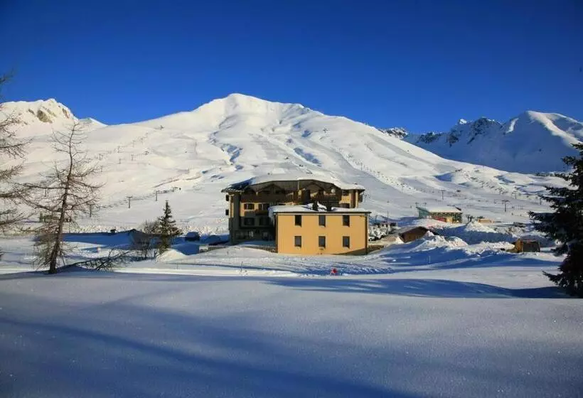 Hotelli Dolomiti