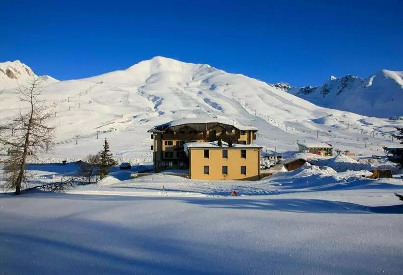 Hotelli Dolomiti