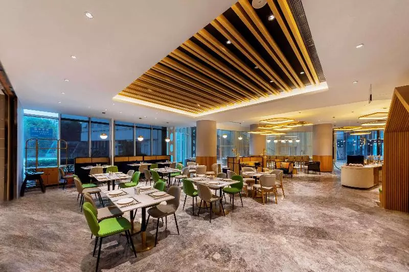 ホテル Hilton Garden Inn Nantong Xinghu