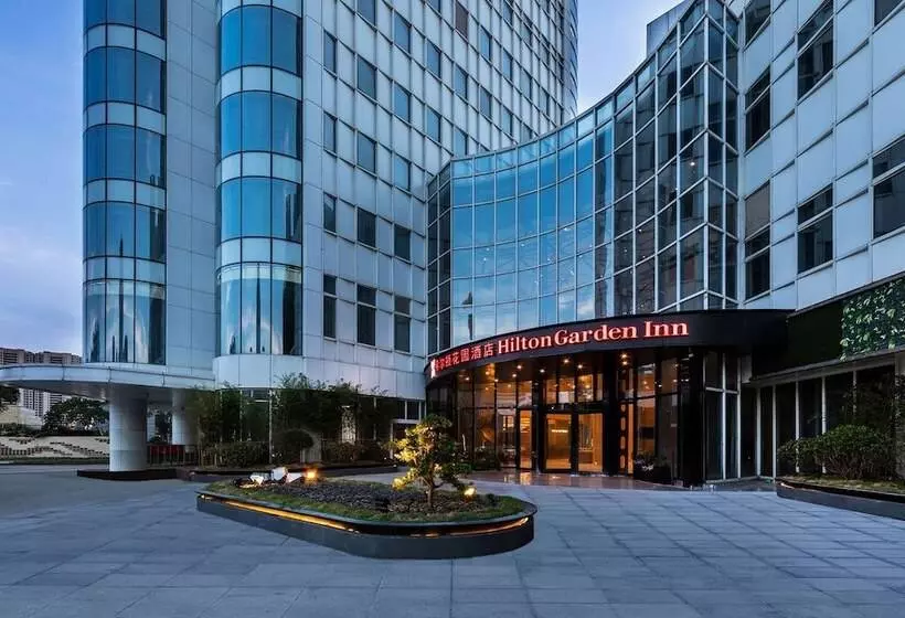 ホテル Hilton Garden Inn Nantong Xinghu