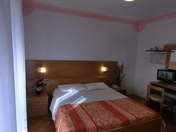 Hotel Ideal