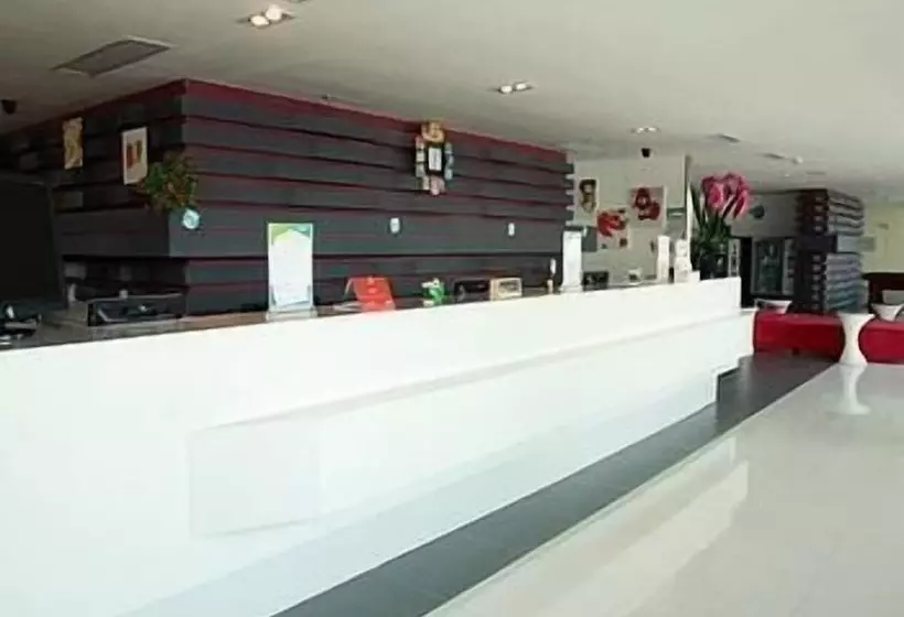 Hotelli Hanting Haiyou Express Shenyang Sanhao Street