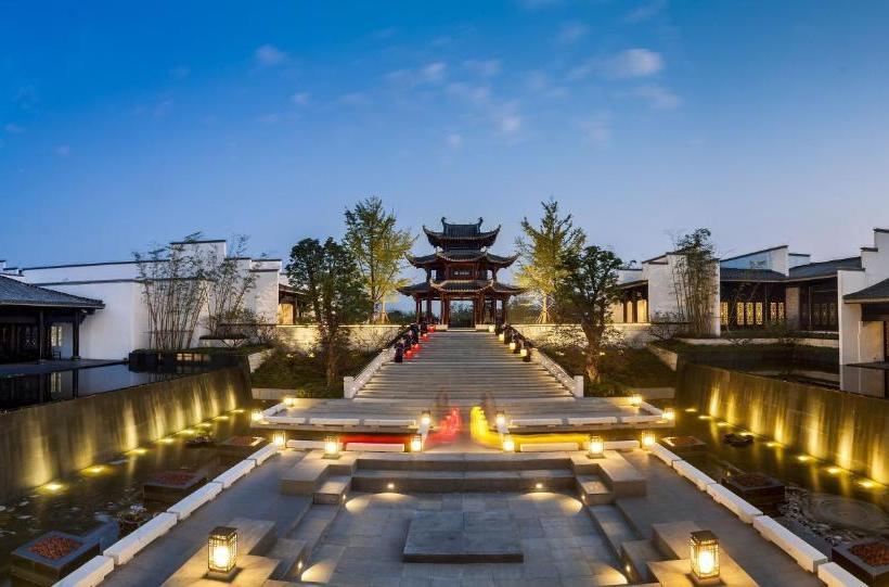 Yurun Hanyuelou Villa Resort Huangshan