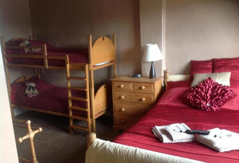 فندق صغير Lower Lode Inn