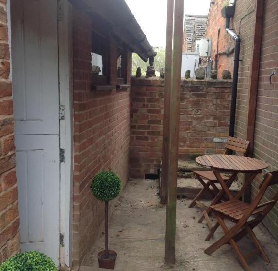 فندق صغير Lower Lode Inn