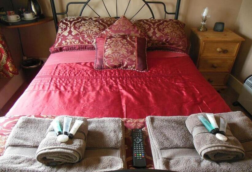 فندق صغير Lower Lode Inn