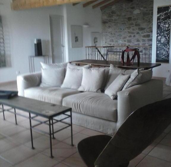 住宿加早餐  La Maison Du Ruisseau