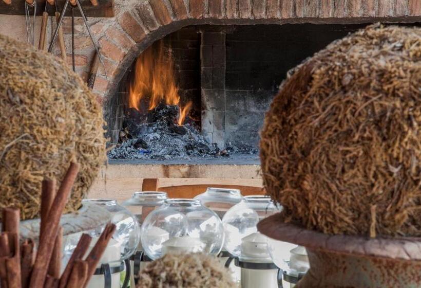 ホテル Agriturismo La Tesa