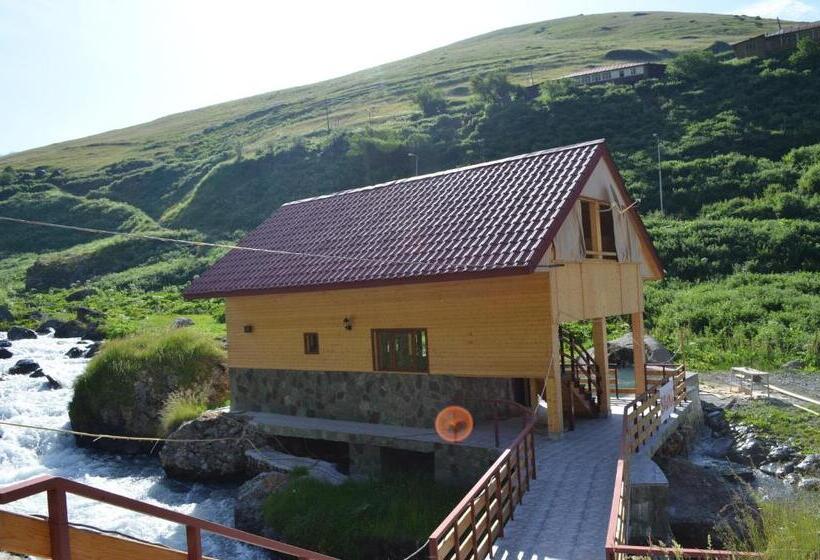 پانسیون Juta Guest House