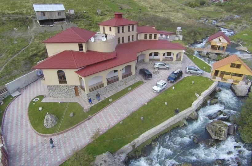پانسیون Juta Guest House