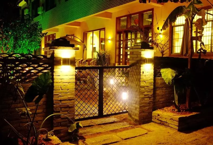 هاستل Yangshuo Eden Inn
